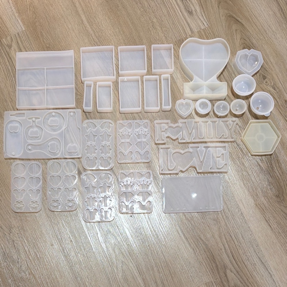 Resin Silicone Mold Lot 26pc Clear White